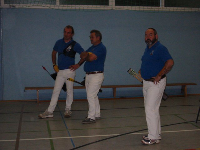 102-0228_img