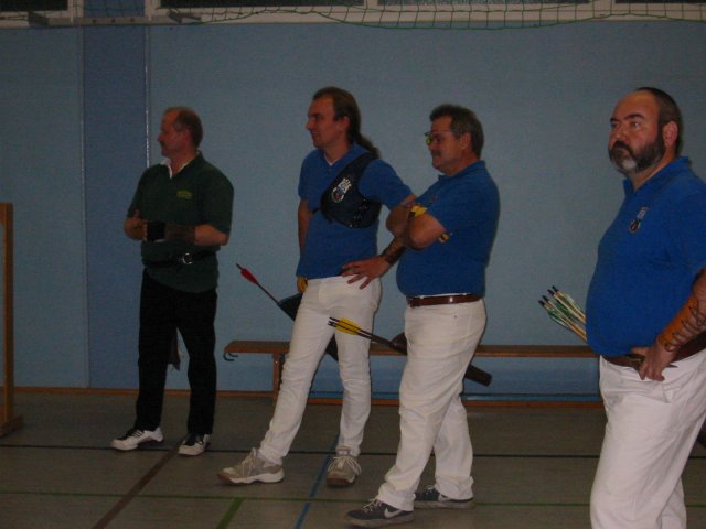 102-0230_img