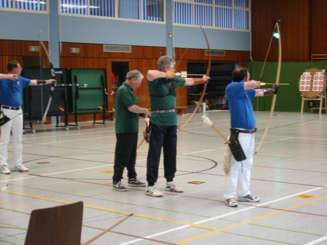 102-0232_img